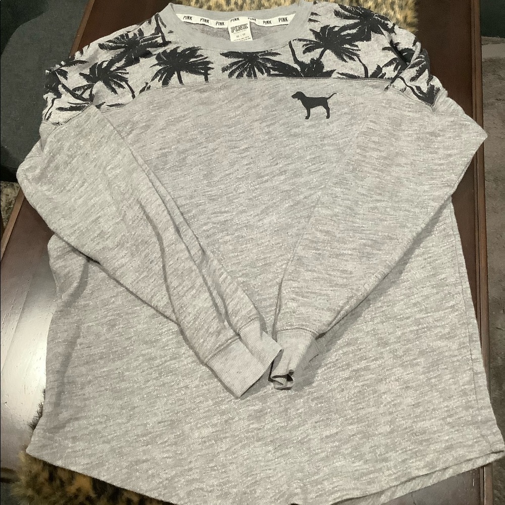 PINK BY VICTORIA’S SECRET CREW NECK SWEATER‎